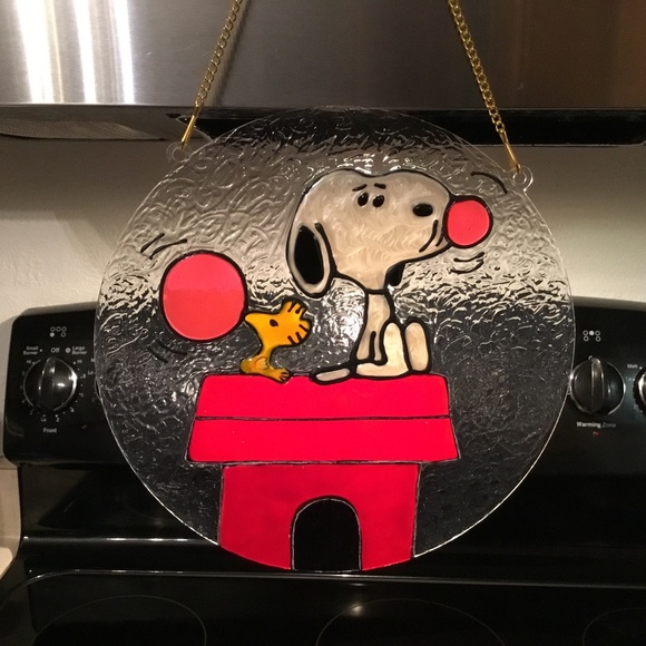 Snoopy and Woodstock handcrafted on 10 X 10 acrylic circle - Picture 2 of 2